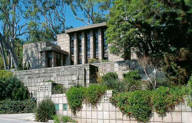 Storer-House-Terraces